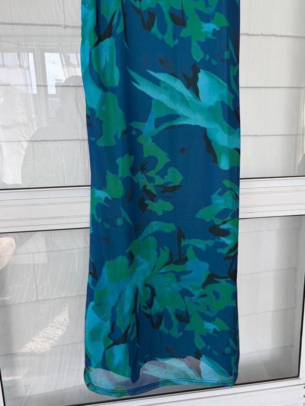 Elegant Blue & Green Floral Maxi Dress - Picture 4 of 7